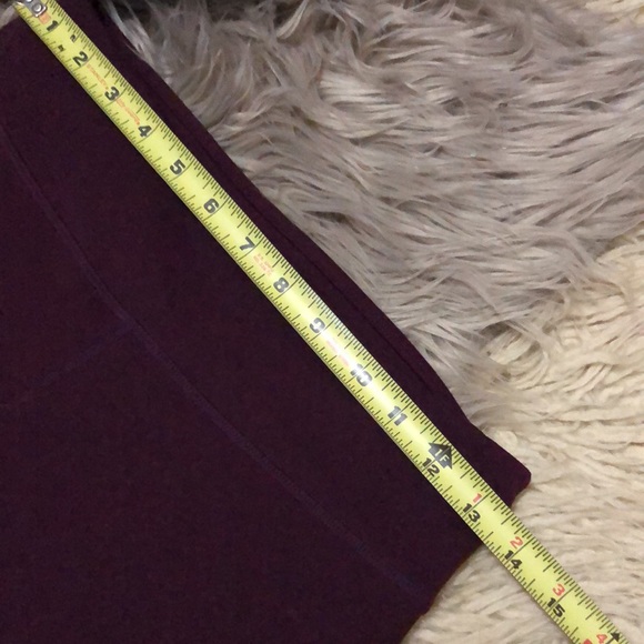 Fabletics Capri style-Eggplant-EUC - Picture 6 of 10
